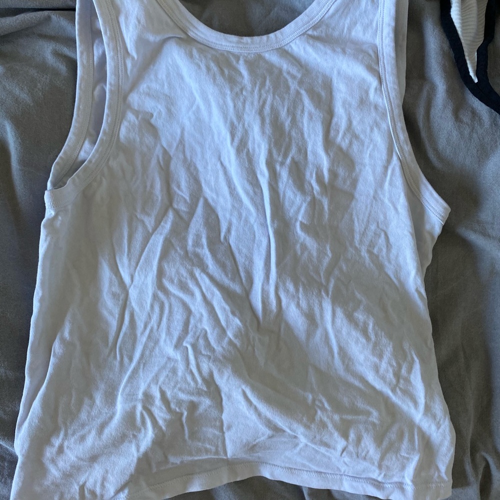 Tank top backless - Picture 2 of 3